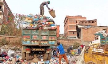काठमाडौं महानगरले आजबाट फोहोर उठाउँदै